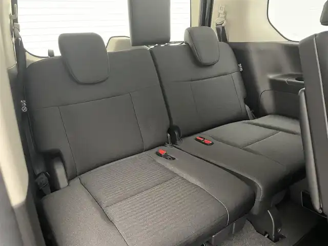 日産 セレナ ハイウェイスター V 愛知県 2023(令5)年 1.1万km ダイヤモンドブラック 純正１２．３型ナビ　全方位カメラ　禁煙車　プロパイロット　デジタルインナーミラー　内蔵型前後ドラレコ　ワイヤレス充電　ＢＳＭ　両側パワスラ　衝突軽減　追従クルコン　ハンドル支援　ＨＤＭＩ　ＬＥＤライト　エマージェンシーブレーキ　コーナーセンサー　パドルシフト