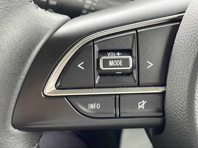 スズキ ジムニー XC 静岡県 2022(令4)年 2.4万km キネティックイエロー/ブラック メモリナビ/フルセグテレビ/バックカメラ/アイドリングストップ/クルーズコントロール/プッシュスタート/ETC/オートライト/コーナーセンサー/横滑り防止装置/レーンキープアシスト/カーテンエアバッグ/衝突被害軽減システム/LEDヘッドライト/スペアキー