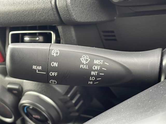 スズキ ジムニー XC 静岡県 2022(令4)年 2.4万km キネティックイエロー/ブラック メモリナビ/フルセグテレビ/バックカメラ/アイドリングストップ/クルーズコントロール/プッシュスタート/ETC/オートライト/コーナーセンサー/横滑り防止装置/レーンキープアシスト/カーテンエアバッグ/衝突被害軽減システム/LEDヘッドライト/スペアキー