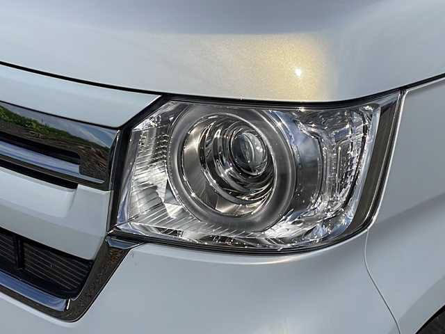 ホンダ Ｎ ＢＯＸ L 新潟県 2023(令5)年 1.5万km プレミアムサンライトホワイトパール 純正ディスプレイオーディオ/CD/BT/USB/ワンセグテレビ/バックカメラ/ETC/衝突被害軽減ブレーキ/レーンキープアシスト/レーダークルーズコントロール/片側パワースライドドア/ベンチシート/シートヒーター /ステアリングスイッチ/コーナーセンサー/スマートキー/プッシュスタート/LEDヘッドライト/オートライト/オートハイビーム