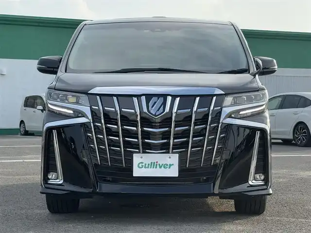 トヨタ アルファード S Cパッケージ 徳島県 2023(令5)年 2万km ブラック ディスプレイオーディオ/（BT/フルセグ/カープレイ）/フリップダウンモニター/ツインムーンルーフ/バックカメラ/デジタルインナーミラー/ワンオーナー/パーキングサポートブレーキ/ブラインドスポットモニター/ステアリングヒーター/D/N席シートヒーター/D/N席エアシート/両側電動スライドドア/ドライブレコーダー/ビルトインETC/パワーシート/シートメモリ/追従式クルーズコントロール/ロールサンシード/ステアリングスイッチ/電動リアゲート/前後コーナーセンサー/スペアキー