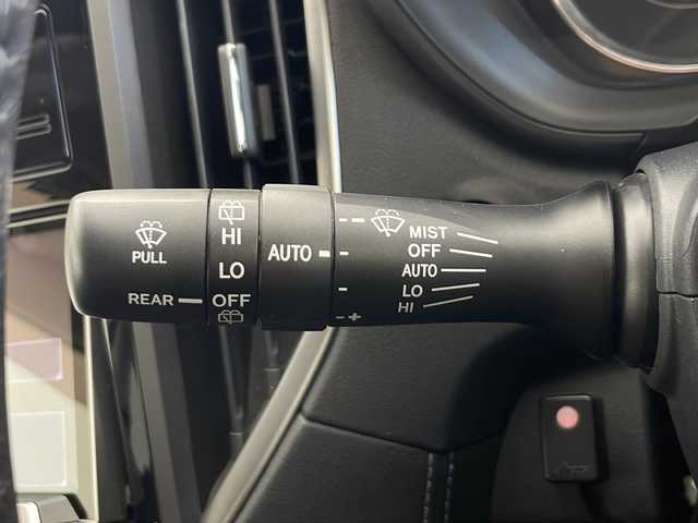 スバル インプレッサ スポーツ 2．0i－S アイサイト 秋田県 2018(平30)年 5.2万km クリスタルホワイトP 4WD/社外メモリナビ　/フルセグTV/CD/DVD/Bluetooth/HDMI/アイサイト　/レーダークルーズコントロール　/レーンキープアシスト　/横滑り防止装置　/ブラインドスポットモニター　/アイドリングストップ/パドルシフト/先行車発進告知/バックカメラ　/ＥＴＣ　/スペアキー/LEDヘッドライト/純正アルミホイール/純正フロアマット/ドアバイザー/保証書・取扱説明書
