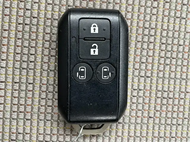 スズキ スペーシア HYBRID X 滋賀県 2021(令3)年 3.4万km チアフルピンクメタリック/ホワイト2トーンルーフ 社外ナビ/(CD/AM/FM)/両側電動スライドドア/衝突軽減ブレーキ/レーンキープアシスト/アイドリングストップ/コーナーセンサー/D席シートヒーター/USB