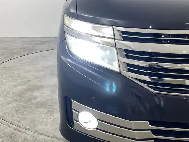 日産 エルグランド ライダー ブラックライン黒本革 パワーシート 福島県 2013(平25)年 14万km ファントムブラック BOSEサウンド/サイドエアロ/フリップダウンモニター/コーナーセンサー/純正8インチマルチナビ/・フルセグ/TV/HDD/BT/CD/DVD/FM/AM/全方位カメラ/両側パワースライドドア/LEDオートライト/・フォグランプ/レザーシート/・パワーシート/・シートヒーター/・ウォークスルー/・サンシェード/社外18インチアルミホイール付きスタッドレスタイヤ/ETC/革ステアリング/・ステアリングスイッチ/ウィンカーミラー/AC100V/プッシュスタート/・スマートキー