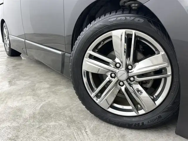 日産 エルグランド ライダー ブラックライン黒本革 パワーシート 福島県 2013(平25)年 14万km ファントムブラック BOSEサウンド/サイドエアロ/フリップダウンモニター/コーナーセンサー/純正8インチマルチナビ/・フルセグ/TV/HDD/BT/CD/DVD/FM/AM/全方位カメラ/両側パワースライドドア/LEDオートライト/・フォグランプ/レザーシート/・パワーシート/・シートヒーター/・ウォークスルー/・サンシェード/社外18インチアルミホイール付きスタッドレスタイヤ/ETC/革ステアリング/・ステアリングスイッチ/ウィンカーミラー/AC100V/プッシュスタート/・スマートキー