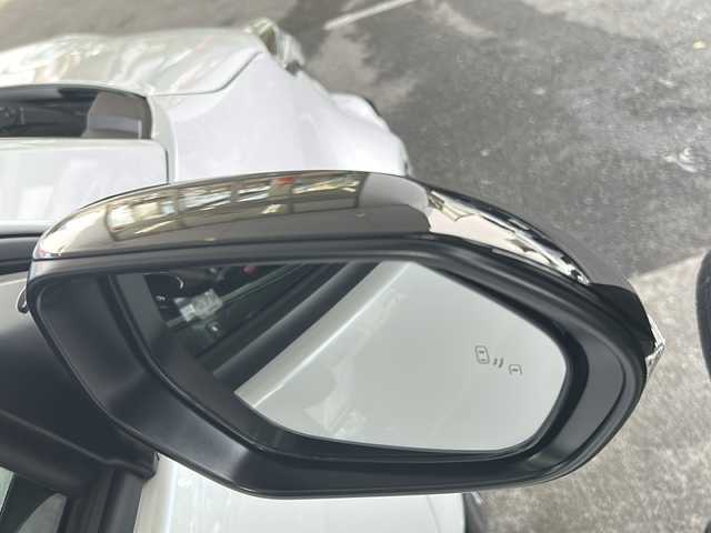 トヨタ ＧＲヤリス RZ ハイパフォーマンス 京都府 2022(令4)年 1.1万km プラチナホワイトパールマイカ ワンオーナー/JBLプレミアムサウンド/９インチ純正OPメモリーナビ/バックカメラ/GR赤キャリパー/3眼LEDヘッドライト/GR黒ハーフレザーシート/BSM/デジタルミラー/前席シートヒーター/GR本革ステアリング/ステアリングヒーター/スマートキー2本/オートワイパー/Miracast/Bluetooth/インタークーラースプレー/IMT【電動クラッチアシスト】/フォグランプ/前後ドラレコ/電動格納ミラー/純正18インチアルミホイール/純正フロアマット/アダプティブクルーズコントロール/パワーステアリング/純正ビルトインETC/４WD/ターボ/TSS/アイドリングストップ