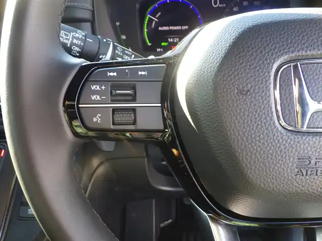 ホンダ ステップワゴン スパーダ eHEV 千葉県 2022(令4)年 4.5万km ミッドナイトブルービームM ホンダセンシング/・衝突軽減ブレーキ（CMBS）/・車線維持支援システム（LKAS）/・アダプティブクルーズコントロール（ACC）/・後方誤発進抑制機能/・誤発進抑制機能/・ブラインドスポットインフォメーション/パワーバックドア/両側パワースライドドア/ハーフレザーシート/前席シートヒーター/後席オットマン/純正メモリーナビ/地デジTV/【DVD/CD再生機能　Bluetooth接続】/バックカメラ/ドライブレコーダー（前後撮影）/フリップダウンモニター（VM-221T）/革巻きステアリング/ステアリングスイッチ/パドルシフト/ETC/LEDヘッドライト/フォグライト/ウインカーミラー/コーナーセンサー/純正16インチアルミホイル/サイド/カーテンエアバッグ/Honda スマートキー