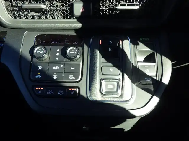 ホンダ ステップワゴン スパーダ eHEV 千葉県 2022(令4)年 4.5万km ミッドナイトブルービームM ホンダセンシング/・衝突軽減ブレーキ（CMBS）/・車線維持支援システム（LKAS）/・アダプティブクルーズコントロール（ACC）/・後方誤発進抑制機能/・誤発進抑制機能/・ブラインドスポットインフォメーション/パワーバックドア/両側パワースライドドア/ハーフレザーシート/前席シートヒーター/後席オットマン/純正メモリーナビ/地デジTV/【DVD/CD再生機能　Bluetooth接続】/バックカメラ/ドライブレコーダー（前後撮影）/フリップダウンモニター（VM-221T）/革巻きステアリング/ステアリングスイッチ/パドルシフト/ETC/LEDヘッドライト/フォグライト/ウインカーミラー/コーナーセンサー/純正16インチアルミホイル/サイド/カーテンエアバッグ/Honda スマートキー