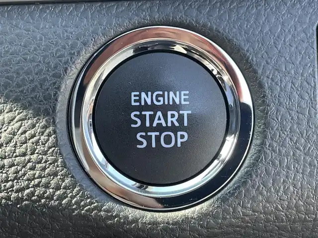 トヨタ ハリアー プレミアム 山梨県 2014(平26)年 6.2万km スパークリングブラックパールクリスタルシャイン ワンオーナー/社外ナビ/CD/DVD/Bluetooth/SD/フルセグTV/バックカメラ/ETC/前席パワーシート/ハーフレザー調シート/オートマチックハイビーム/クルーズコントロール/サイドバイザー/フォグランプ/スペアキー/取扱説明書/保証書/夏タイヤ純正AW付き車載（235/55/18）