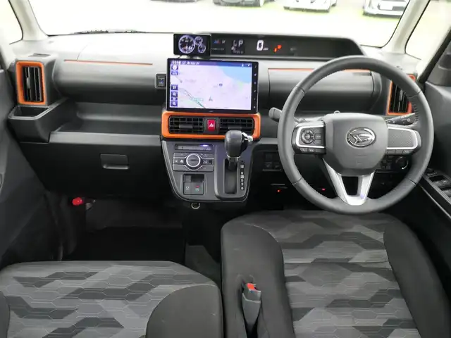 ダイハツ タント ファンクロスターボ 千葉県 2022(令4)年 4.5万km シャイニングホワイトパール スマートアシストIII/エコアイドル/両側パワースライドドア/前席シートヒーター/純正メモリーナビ/地デジTV/【DVD/CD再生機能　Bluetooth接続】/バックカメラ/ドライブレコーダー（前後撮影）/ステアリングスイッチ/ETC/LEDヘッドライト/LEDフォグライト/ドアバイザー/コーナーセンサー/純正15インチアルミホイル/サイド/カーテンエアバッグ/キーフリーシステム