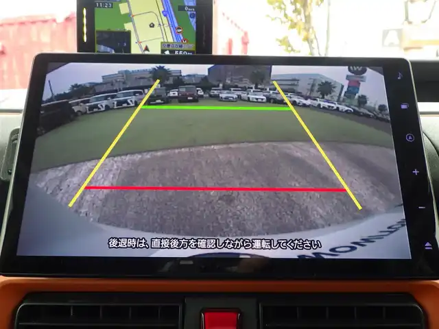 ダイハツ タント ファンクロスターボ 千葉県 2022(令4)年 4.5万km シャイニングホワイトパール スマートアシストIII/エコアイドル/両側パワースライドドア/前席シートヒーター/純正メモリーナビ/地デジTV/【DVD/CD再生機能　Bluetooth接続】/バックカメラ/ドライブレコーダー（前後撮影）/ステアリングスイッチ/ETC/LEDヘッドライト/LEDフォグライト/ドアバイザー/コーナーセンサー/純正15インチアルミホイル/サイド/カーテンエアバッグ/キーフリーシステム