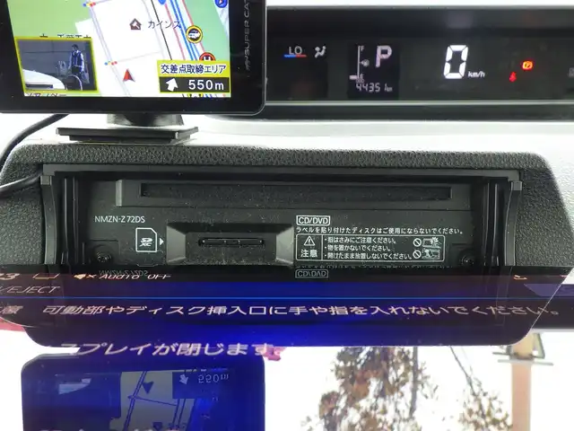 ダイハツ タント ファンクロスターボ 千葉県 2022(令4)年 4.5万km シャイニングホワイトパール スマートアシストIII/エコアイドル/両側パワースライドドア/前席シートヒーター/純正メモリーナビ/地デジTV/【DVD/CD再生機能　Bluetooth接続】/バックカメラ/ドライブレコーダー（前後撮影）/ステアリングスイッチ/ETC/LEDヘッドライト/LEDフォグライト/ドアバイザー/コーナーセンサー/純正15インチアルミホイル/サイド/カーテンエアバッグ/キーフリーシステム
