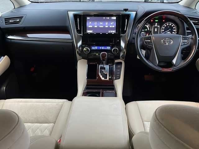 トヨタ アルファードハイブリット G 福島県 2017(平29)年 10.1万km ホワイト ４ＷＤ　純正ナビ　モデリスタエアロ　フルセグＴＶ　Ｄ席・Ｎ席パワーシート　バックカメラ　フリップダウンモニター　両側パワースライドドア　クルコン　衝突軽減ブレーキ　スマートキー　エンジンスターター