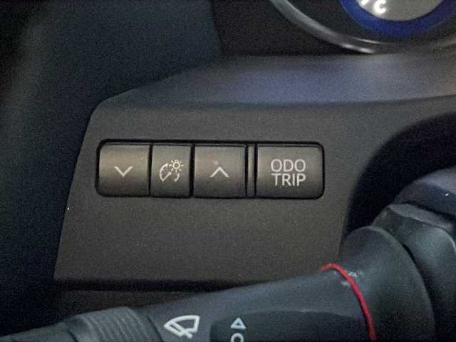 トヨタ アルファードハイブリット G 福島県 2017(平29)年 10.1万km ホワイト ４ＷＤ　純正ナビ　モデリスタエアロ　フルセグＴＶ　Ｄ席・Ｎ席パワーシート　バックカメラ　フリップダウンモニター　両側パワースライドドア　クルコン　衝突軽減ブレーキ　スマートキー　エンジンスターター