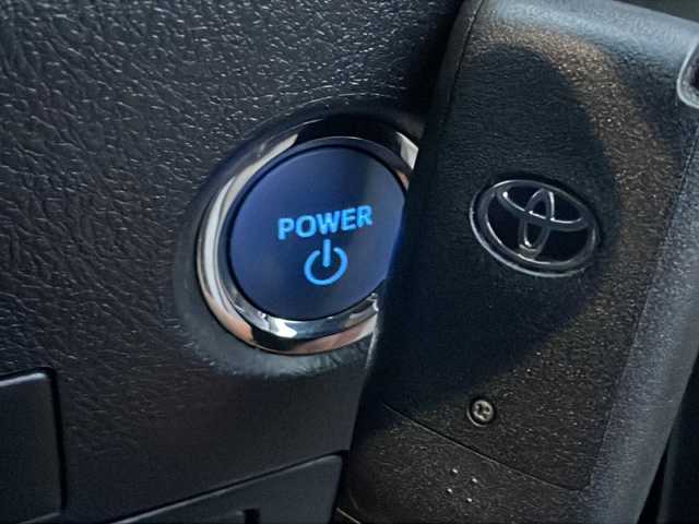 トヨタ アルファードハイブリット G 福島県 2017(平29)年 10.1万km ホワイト ４ＷＤ　純正ナビ　モデリスタエアロ　フルセグＴＶ　Ｄ席・Ｎ席パワーシート　バックカメラ　フリップダウンモニター　両側パワースライドドア　クルコン　衝突軽減ブレーキ　スマートキー　エンジンスターター