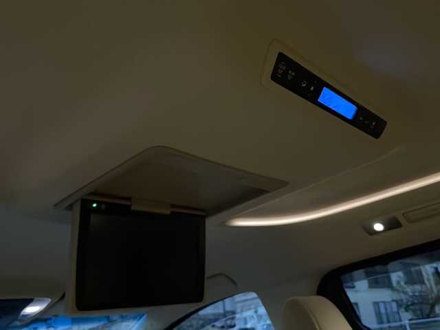 トヨタ アルファードハイブリット G 福島県 2017(平29)年 10.1万km ホワイト ４ＷＤ　純正ナビ　モデリスタエアロ　フルセグＴＶ　Ｄ席・Ｎ席パワーシート　バックカメラ　フリップダウンモニター　両側パワースライドドア　クルコン　衝突軽減ブレーキ　スマートキー　エンジンスターター