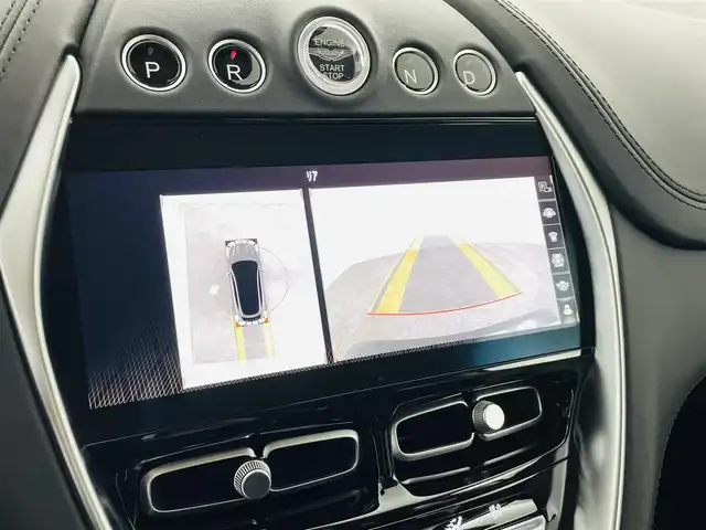 アストンマーティン Ａ・マーチン ＤＢＸ 707 福島県 2022(令4)年 0.2万km 緑 アクティブブレーキアシストシステム/・コーナーセンサー/・パーキングアシスト/パノラミックガラスルーフ/純正ワイドナビ/・BT/FM/AM/アップルカープレイ/バックカメラ/LEDヘッドライト/・フォグライト/シートヒーター/・エアーシート/純正アルミホイール付きサマータイヤ/ドラレコ/ハイエンドオーディオシステム/アイドリングストップ/プッシュスタート/・スマートキー