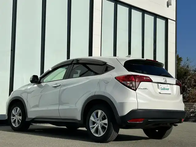 ホンダ ヴェゼル X ホンダセンシング 大阪府 2017(平29)年 9.2万km ホワイトオーキッドパール 社外ナビ　/   ＴＶ/ＣＤ／ＤＶＤ　/バックモニター　/衝突軽減ブレーキ　/レーダークルーズコントロール　/レーンキープアシスト/アイドリングストップ　/前方ドライブレコーダー　/純正フロアマット　/プッシュスタート　/スマートキー　/ＥＴＣ　/ＬＥＤ