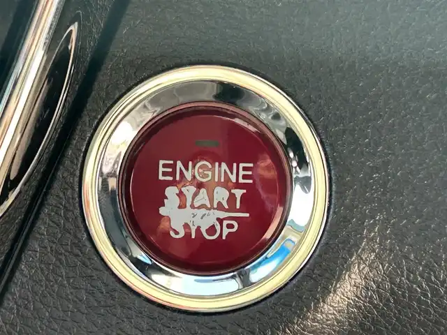 ホンダ ヴェゼル X ホンダセンシング 大阪府 2017(平29)年 9.2万km ホワイトオーキッドパール 社外ナビ　/   ＴＶ/ＣＤ／ＤＶＤ　/バックモニター　/衝突軽減ブレーキ　/レーダークルーズコントロール　/レーンキープアシスト/アイドリングストップ　/前方ドライブレコーダー　/純正フロアマット　/プッシュスタート　/スマートキー　/ＥＴＣ　/ＬＥＤ