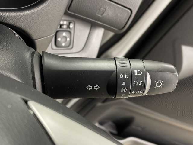 日産 デイズ ルークス ハイウェイスターX Gパッケージ 鹿児島県 2015(平27)年 5.3万km ホワイトパール 純正ナビ/（CD/DVD/BT/フルセグTV）/アラウンドビューモニター/両側パワースライドドア/オートライト/ステアリングスイッチ/アイドリングストップ/シートヒーター/シートバックテーブル/後席サーキュレーター/後席サンシェード/ETC/USB入力