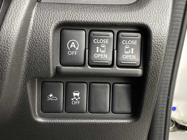 日産 デイズ ルークス ハイウェイスターX Gパッケージ 鹿児島県 2015(平27)年 5.3万km ホワイトパール 純正ナビ/（CD/DVD/BT/フルセグTV）/アラウンドビューモニター/両側パワースライドドア/オートライト/ステアリングスイッチ/アイドリングストップ/シートヒーター/シートバックテーブル/後席サーキュレーター/後席サンシェード/ETC/USB入力