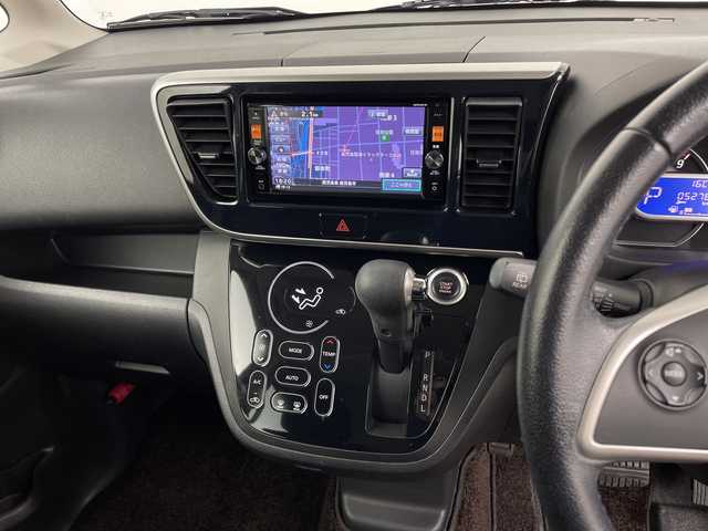 日産 デイズ ルークス ハイウェイスターX Gパッケージ 鹿児島県 2015(平27)年 5.3万km ホワイトパール 純正ナビ/（CD/DVD/BT/フルセグTV）/アラウンドビューモニター/両側パワースライドドア/オートライト/ステアリングスイッチ/アイドリングストップ/シートヒーター/シートバックテーブル/後席サーキュレーター/後席サンシェード/ETC/USB入力