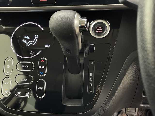 日産 デイズ ルークス ハイウェイスターX Gパッケージ 鹿児島県 2015(平27)年 5.3万km ホワイトパール 純正ナビ/（CD/DVD/BT/フルセグTV）/アラウンドビューモニター/両側パワースライドドア/オートライト/ステアリングスイッチ/アイドリングストップ/シートヒーター/シートバックテーブル/後席サーキュレーター/後席サンシェード/ETC/USB入力