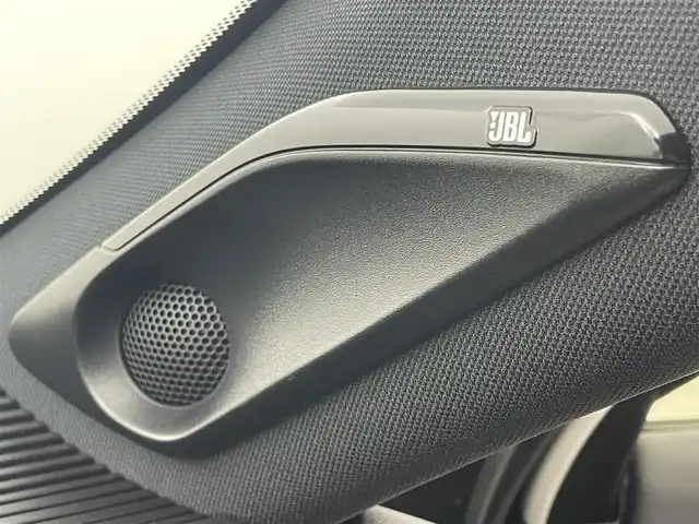 トヨタ ハリアー Z 福岡県 2021(令3)年 4.7万km ホワイトパールクリスタルシャイン モデリスタエアロ　/純正１２．３型ナビ／フルセグＴＶ　/バックカメラ　/ＪＢＬプレミアムサウンド　/デジタルルームミラー　/ビルトインETC２．０　/トヨタセーフティセンス　/レーダークルーズコントロール　/コーナーセンサー　/衝突軽減ブレーキ　/レーンキープ　/ブラインドスポットモニター　/アクセル踏み間違い防止　/ヘッドアップディスプレイ　/ハーフレザーシート　/パワーバックドア　/ＬＥＤヘッドライト　/純正１９インチアルミホイール