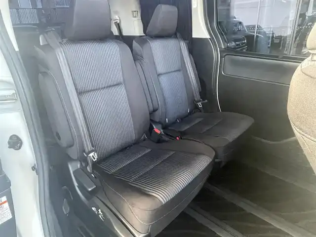 トヨタ ヴォクシー ZS 煌 岐阜県 2015(平27)年 13.9万km ホワイトパールクリスタルシャイン (株)IDOMが運営する【じしゃロン多治見店】の自社ローン対象車両になります。こちらは現金ご利用時の価格です。自社ローンご希望の方は別途その旨お申付け下さい。/アルパイン10インチナビ/11.4インチフリップダウンモニター/フルセグ/Ｂｌｕｅｔｏｏｔｈ/ＤＶＤ/ＣＤ/プッシュスタート/スマートキー/両側パワースライドドア/ＬＥＤヘッドライト/バックカメラ/ＥＴＣ　