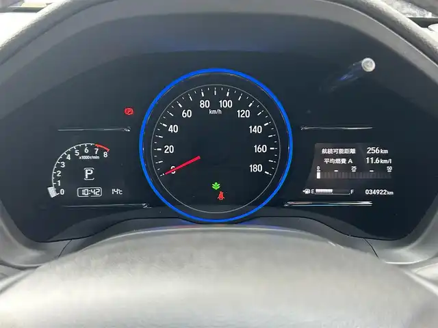 ホンダ ヴェゼル RS ホンダセンシング 福岡県 2019(令1)年 3.5万km クリスタルブラックパール 純正ナビ（VXM-197VFEi）/（ラジオ/CD/DVD/BT/フルセグTV）/アダプティブクルーズコントロール/バックカメラ/パドルシフト/前席シートヒーター/ドライブレコーダー/ビルトインETC/USB入力端子/純正18インチアルミホイール/純正フロアマット/レーンキープアシスト/横滑り防止装置/衝突被害軽減システム/オートライト/ステアリングスイッチ/アイドリングストップ/ドアバイザー/スペアキー/取扱説明書/保証書