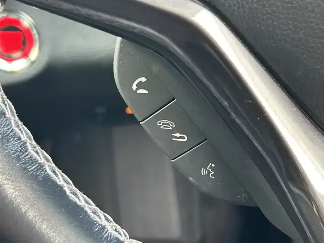 ホンダ ヴェゼル RS ホンダセンシング 福岡県 2019(令1)年 3.5万km クリスタルブラックパール 純正ナビ（VXM-197VFEi）/（ラジオ/CD/DVD/BT/フルセグTV）/アダプティブクルーズコントロール/バックカメラ/パドルシフト/前席シートヒーター/ドライブレコーダー/ビルトインETC/USB入力端子/純正18インチアルミホイール/純正フロアマット/レーンキープアシスト/横滑り防止装置/衝突被害軽減システム/オートライト/ステアリングスイッチ/アイドリングストップ/ドアバイザー/スペアキー/取扱説明書/保証書