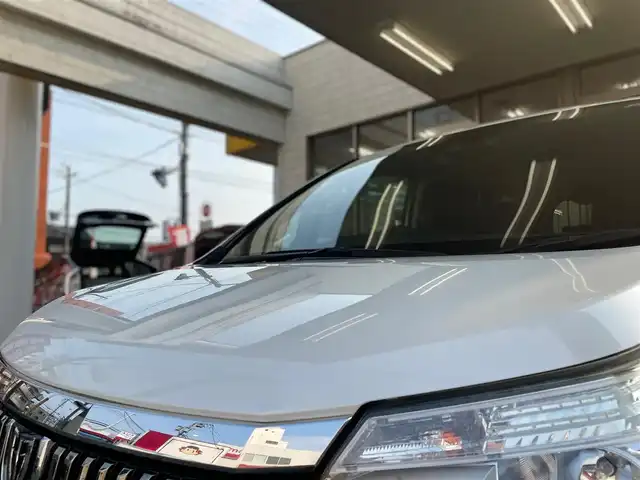 トヨタ エスクァイア Xi 愛知県 2016(平28)年 12.8万km ホワイトパールクリスタルシャイン /当店買取/法人1オーナー/禁煙/8人乗り//純正NSZT-Y66T/9インチSDナビ//バックカメラ//PCS/LDA/LEDヘッド/AHB/Aライト//リヤサンシェード//Aストップ/純正15アルミホイール//左Pスライドドア//ビルトインETC//ISOFIX/革巻きステアリング//保証書/ナビ取説/取説/スペアキー/スマートキー