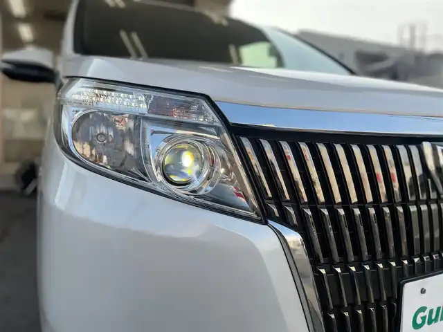 トヨタ エスクァイア Xi 愛知県 2016(平28)年 12.8万km ホワイトパールクリスタルシャイン /当店買取/法人1オーナー/禁煙/8人乗り//純正NSZT-Y66T/9インチSDナビ//バックカメラ//PCS/LDA/LEDヘッド/AHB/Aライト//リヤサンシェード//Aストップ/純正15アルミホイール//左Pスライドドア//ビルトインETC//ISOFIX/革巻きステアリング//保証書/ナビ取説/取説/スペアキー/スマートキー