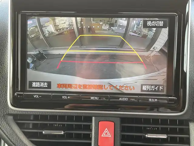トヨタ エスクァイア Xi 愛知県 2016(平28)年 12.8万km ホワイトパールクリスタルシャイン /当店買取/法人1オーナー/禁煙/8人乗り//純正NSZT-Y66T/9インチSDナビ//バックカメラ//PCS/LDA/LEDヘッド/AHB/Aライト//リヤサンシェード//Aストップ/純正15アルミホイール//左Pスライドドア//ビルトインETC//ISOFIX/革巻きステアリング//保証書/ナビ取説/取説/スペアキー/スマートキー