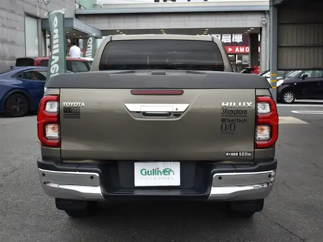 トヨタ ハイラックス Z 福岡県 2021(令3)年 2.5万km オキサイドブロンズM プリクラッシュセーフティ/純正メモリナビ/フルセグ/CD/DVD/BT/バックカメラ/純正LEDヘッドライト/純正17インチアルミホイール/純正ハードトノカバー/純正フロアマット/レーダークルーズコントロール/革巻きステアリング/ステアリングリモコン/コーナーセンサー/ETC/ディーゼルターボ/センターデフロック/レーンキープアシスト/新車時保証書/取扱説明書