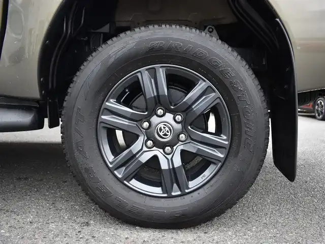 トヨタ ハイラックス Z 福岡県 2021(令3)年 2.5万km オキサイドブロンズM プリクラッシュセーフティ/純正メモリナビ/フルセグ/CD/DVD/BT/バックカメラ/純正LEDヘッドライト/純正17インチアルミホイール/純正ハードトノカバー/純正フロアマット/レーダークルーズコントロール/革巻きステアリング/ステアリングリモコン/コーナーセンサー/ETC/ディーゼルターボ/センターデフロック/レーンキープアシスト/新車時保証書/取扱説明書