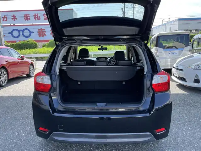 スバル インプレッサ スポーツ 2．0i－S 愛知県 2014(平26)年 7.4万km クリスタルブラックシリカ (株)IDOMが運営する【じしゃロン豊川店】の自社ローン専用車両になります。こちらは現金またはオートローンご利用時の価格です。自社ローンご希望の方は別途その旨お申付け下さい/社外SDナビ/・フルセグTV/・CD/DVD/BT/・AM.FM/ETC/クルーズコントロール/D/N席パワーシート/ハーフレザーシート/オートライト/フォグランプ/アイドリングストップ/純正17インチAW/純正フロアマット/ドアバイザー/横滑り防止システム/電動格納ウィンカーミラー