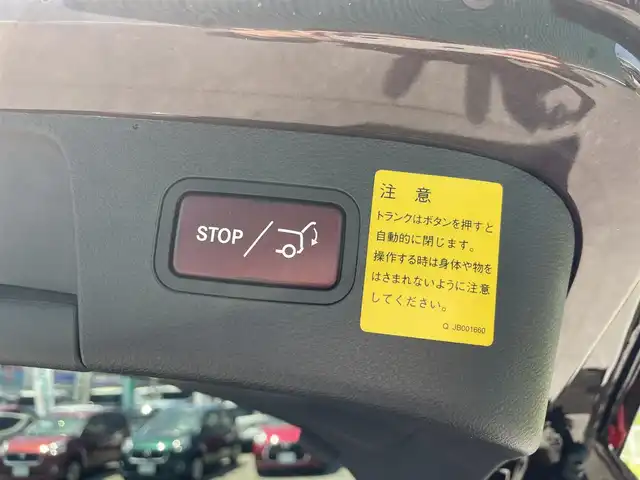 メルセデス・ベンツ ＧＬＡ１８０ 福岡県 2015(平27)年 4.5万km オリエントブラウン レーダーセーフティパッケージ　/盗難防止　/エアバック　/バックカメラ　/コーナーセンサー　/ナビ　/Ｂｌｕｅｔｏｏｔｈ　/フルセグＴＶ　/純正アルミホイール　/純正フロアマット　/プッシュスタート　/スマートキー/オートライト/LEDヘッドライト/電動リアゲート/フルフラット