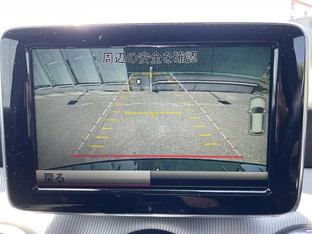 メルセデス・ベンツ ＧＬＡ１８０ 福岡県 2015(平27)年 4.5万km オリエントブラウン レーダーセーフティパッケージ　/盗難防止　/エアバック　/バックカメラ　/コーナーセンサー　/ナビ　/Ｂｌｕｅｔｏｏｔｈ　/フルセグＴＶ　/純正アルミホイール　/純正フロアマット　/プッシュスタート　/スマートキー/オートライト/LEDヘッドライト/電動リアゲート/フルフラット