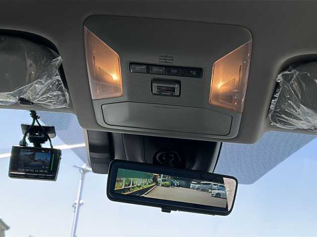 トヨタ ＲＡＶ４ ハイブリッドG 茨城県 2020(令2)年 1万km ダークブルーマイカ ワンオーナー/デジタルインナーミラー/純正9インチナビゲーション/CD/DVD/Bluetooth/フルセグ/バックカメラ/トヨタセーフティセンス/・プリクラッシュセーフティ/・レーントレーシングアシスト/・レーダークルーズコントロール/・オートマチックハイビーム/・ロードサインアシスト/インテリジェントクリアランスソナー/ブラインドスポットモニター/先行車発進告知/ビルトインETC2.0/パワーバックドア/前後ドライブレコーダー/運転席パワーシート/前席シートヒーター/純正18インチAW/オートライト/LEDヘッドライト