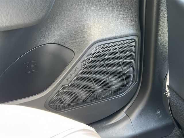 トヨタ ＲＡＶ４ ハイブリッドG 茨城県 2020(令2)年 1万km ダークブルーマイカ ワンオーナー/デジタルインナーミラー/純正9インチナビゲーション/CD/DVD/Bluetooth/フルセグ/バックカメラ/トヨタセーフティセンス/・プリクラッシュセーフティ/・レーントレーシングアシスト/・レーダークルーズコントロール/・オートマチックハイビーム/・ロードサインアシスト/インテリジェントクリアランスソナー/ブラインドスポットモニター/先行車発進告知/ビルトインETC2.0/パワーバックドア/前後ドライブレコーダー/運転席パワーシート/前席シートヒーター/純正18インチAW/オートライト/LEDヘッドライト
