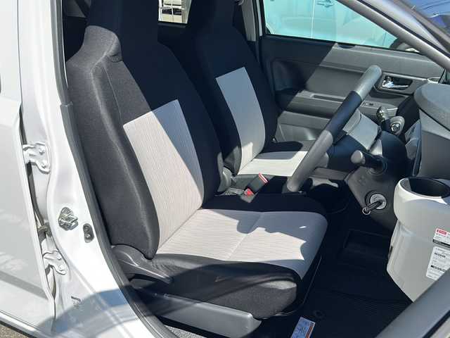 ダイハツ ミラ イース X リミテッド SAⅢ 石川県 2021(令3)年 0.6万km シャイニングホワイトパール LEDヘッドライト/パワーステアリング/パワーウィンドウ/車外バックカメラ/フルセグTV/純正フロアマット/純正アルミホイール/コーナーセンサー前後/レーンキープアシスト/オートマチックハイビーム/ダブルエアバック/衝突被害軽減システム/横滑り防止装置