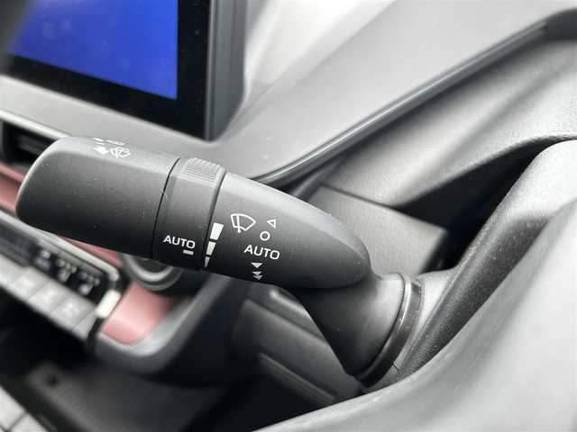 トヨタ プリウス Z 岡山県 2023(令5)年 5.2万km プラチナホワイトパールマイカ 純正12.3インチナビ/（AM.FM.TV.BT.Miracast）/パノラミックビューモニター/トヨタセーフティーセンス/・レーンディパーチャアラート/・プリクラッシュセーフティ/・アダプティブクルーズコントロール/・オートマチックハイビーム/AC100V/パワーバックドア/D席パワーシート/前席シートヒーター/ベンチレーション/ステアリングヒーター/アドバンスドパーク/ETC2.0/ブラインドスポットモニター/純正19インチアルミホイール