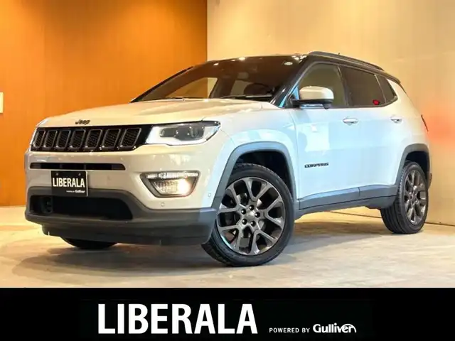 クライスラー・ジープ ジープ コンパス Sモデル 道央・札幌 2019(令1)年 3.7万km グレー 全国160台限定車（ミニマルグレー：80台）/専用19インチAW/Beats Audioプレミアムサウンド/バイキセノンヘッドライト/パワーリフトゲート/本革シート/フロントシートヒーター/ACC/ブラインドスポットモニター/レーンセンス/純正メモリナビ/フルセグテレビ/USB/BT/バックカメラ/パークセンス
