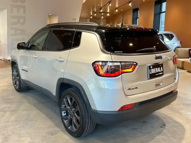 クライスラー・ジープ ジープ コンパス Sモデル 道央・札幌 2019(令1)年 3.7万km グレー 全国160台限定車（ミニマルグレー：80台）/専用19インチAW/Beats Audioプレミアムサウンド/バイキセノンヘッドライト/パワーリフトゲート/本革シート/フロントシートヒーター/ACC/ブラインドスポットモニター/レーンセンス/純正メモリナビ/フルセグテレビ/USB/BT/バックカメラ/パークセンス