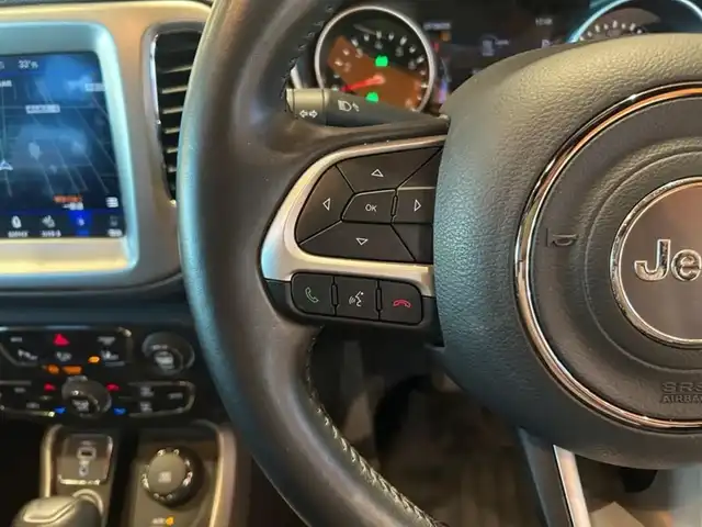 クライスラー・ジープ ジープ コンパス Sモデル 道央・札幌 2019(令1)年 3.7万km グレー 全国160台限定車（ミニマルグレー：80台）/専用19インチAW/Beats Audioプレミアムサウンド/バイキセノンヘッドライト/パワーリフトゲート/本革シート/フロントシートヒーター/ACC/ブラインドスポットモニター/レーンセンス/純正メモリナビ/フルセグテレビ/USB/BT/バックカメラ/パークセンス
