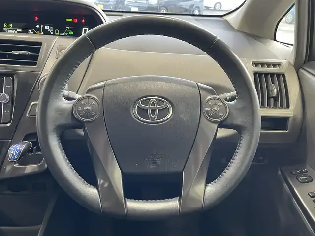 トヨタ プリウス α S チューンブラック 沖縄県 2014(平26)年 4.4万km ブラキッシュレッドマイカ (株)IDOMが運営する【じしゃロンコザ店】の自社ローン専用車両になりますこちらは現金またはオートローンご利用時の価格です。自社ローンご希望の方は別途その旨お申付け下さい/・純正ナビ/・Bluetooth接続/・TV/・DVD再生/・バックカメラ/・ETC/・スマートキー/・プッシュスタート/・ドライブレコーダー/・純正アルミホイール/・純正フロアマット/・オートライト