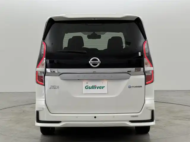 日産 セレナ e－パワー ハイウェイスター V 福岡県 2022(令4)年 3.6万km ブリリアントホワイトパール 純正１０型ナビ　/全方位カメラ　/デジタルルームミラー　/プロパイロット　/コーナーセンサー　/エマージェンシーブレーキ　/レーンキープ　/ＢＳＷ　/両側電動スライドドア　/シートヒーター　/ステアリングヒーター　/ＬＥＤヘッドライト