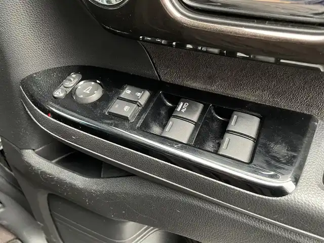 ホンダ Ｎ ＢＯＸ カスタム G L ターボ ホンダセンシング 栃木県 2018(平30)年 9.1万km クリスタルブラックパール (株)IDOMが運営する【じしゃロン宇都宮店】の自社ローン専用車両になります。こちらは現金またはオートローンご利用時の価格です。自社ローンご希望の方は別途その旨お申付け下さい/禁煙車/両側パワースライドドア/純正ＳＤナビ/Ｂｌｕｅｔｏｏｔｈ接続/バックカメラ/フルセグＴＶ/サンシェード/ＩＳＯＦＩＸ/カーテンエアバック/ＵＳＢ端子/スマートキー/プッシュスタート/ＥＴＣ