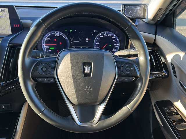 トヨタ クラウン ハイブリッド G Four 秋田県 2019(令1)年 6万km プレシャスシルバー 純正メモリナビ/Bluetooth、CD/DVD、フルセグTV/全方位カメラ/ETC/前後ドライブレコーダー/レーダークルーズコントロール/前席パワーシート/前席シートヒーター/ステアリングヒーター/純正17インチAW/社外AW付きスタッドレスタイヤ積込